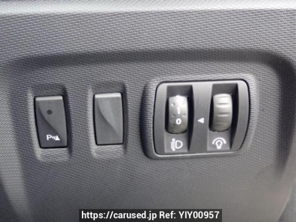Used 2015 AT renault captur 2RH5F Image[27]