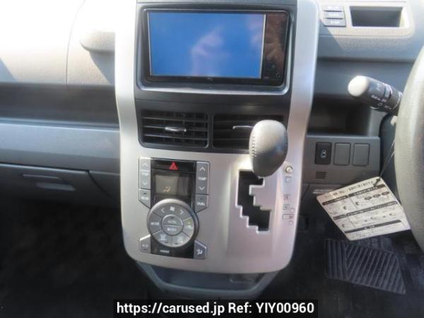 Used 2009 AT toyota noah ZRR70W Image[24]