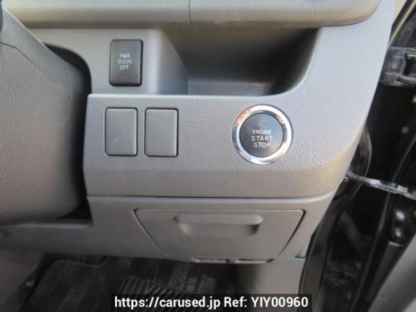 Used 2009 AT toyota noah ZRR70W Image[31]