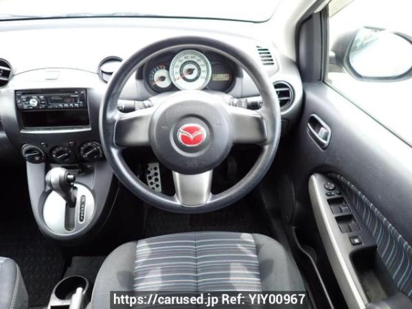 Used 2009 AT mazda demio DE3FS Image[19]