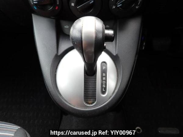 Used 2009 AT mazda demio DE3FS Image[25]