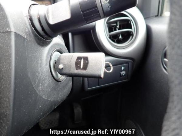 Used 2009 AT mazda demio DE3FS Image[26]