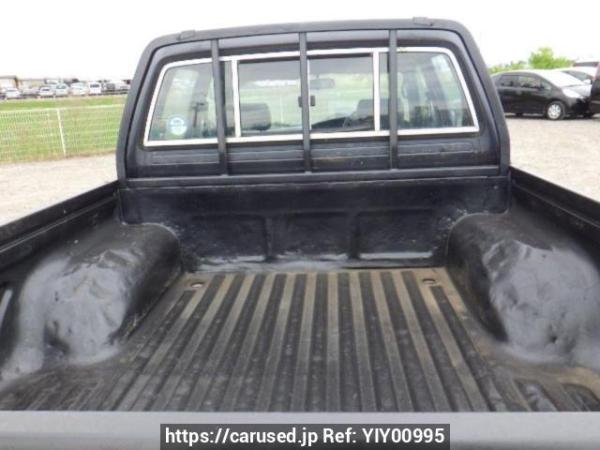 Used 1992 MT toyota hilux LN107 Image[8]
