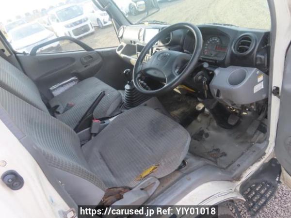 Used 2011 MT toyota toyoace-route-van XZC605V Image[13]