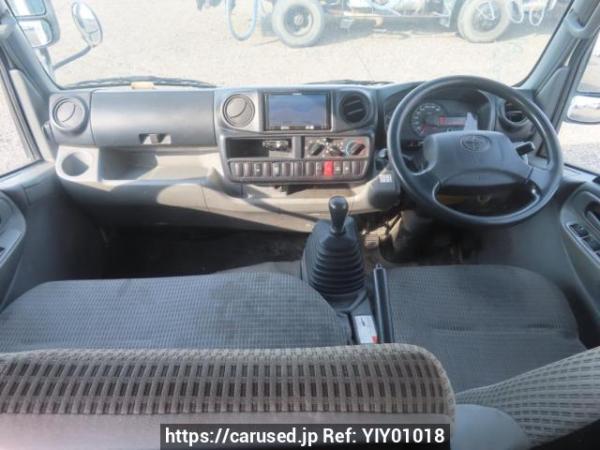 Used 2011 MT toyota toyoace-route-van XZC605V Image[22]