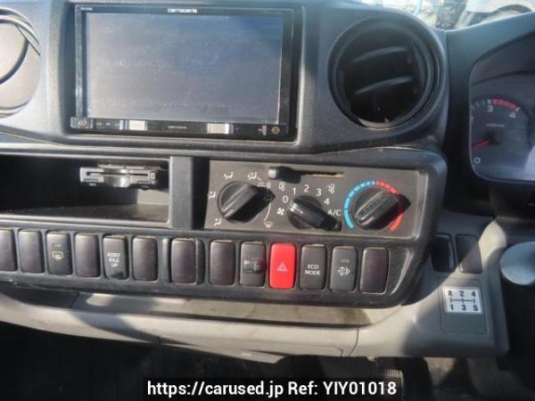 Used 2011 MT toyota toyoace-route-van XZC605V Image[26]