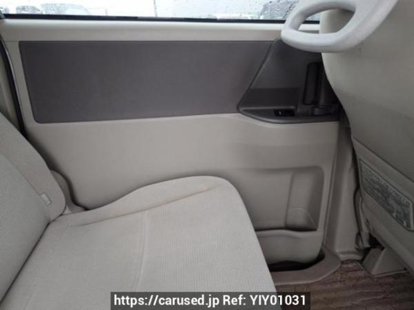 Used 2007 AT toyota noah ZRR70G Image[20]