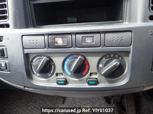 Used 2006 AT nissan caravan-bus DWMGE25 Image[24]