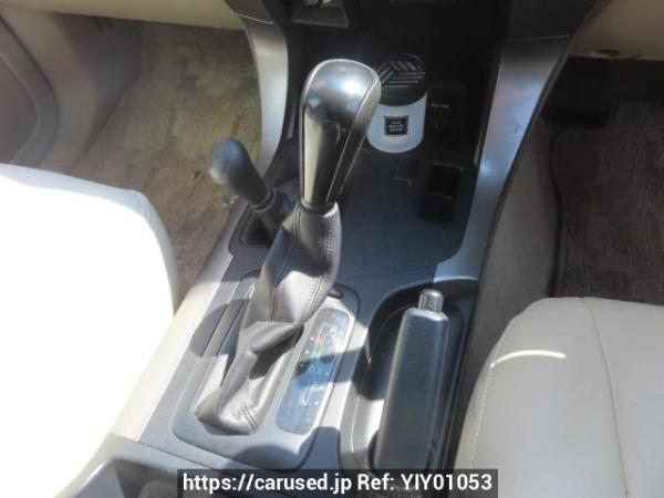 Used 2004 AT toyota land-cruiser-prado VZJ120W Image[24]