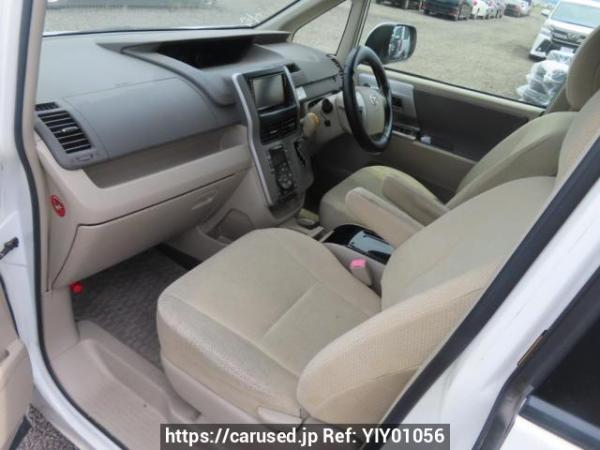 Used 2010 AT toyota noah ZRR70W Image[15]