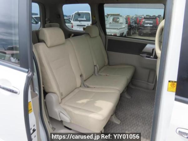 Used 2010 AT toyota noah ZRR70W Image[18]