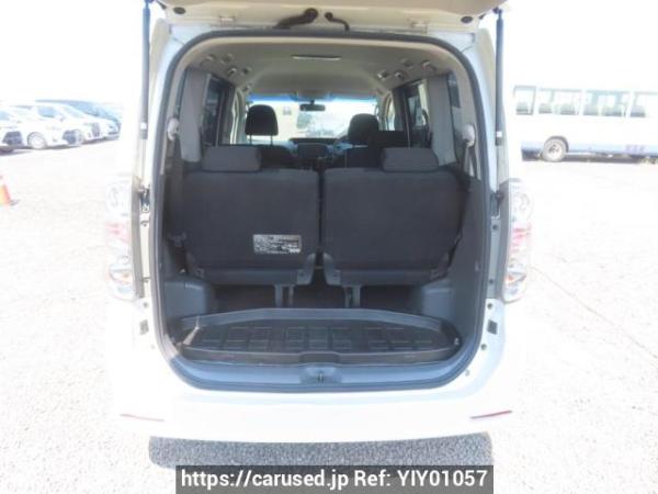Used 2008 AT toyota voxy ZRR70W Image[8]