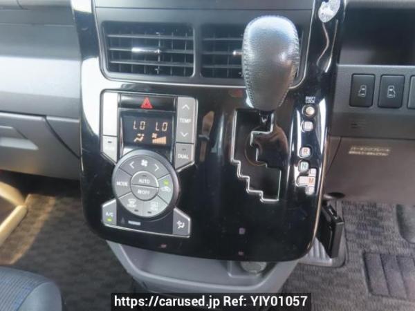 Used 2008 AT toyota voxy ZRR70W Image[27]