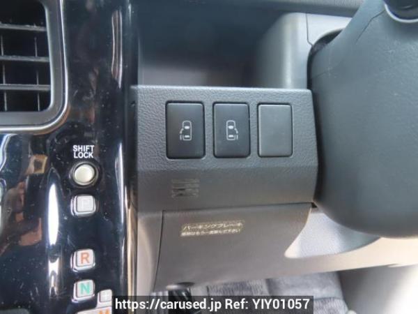Used 2008 AT toyota voxy ZRR70W Image[31]