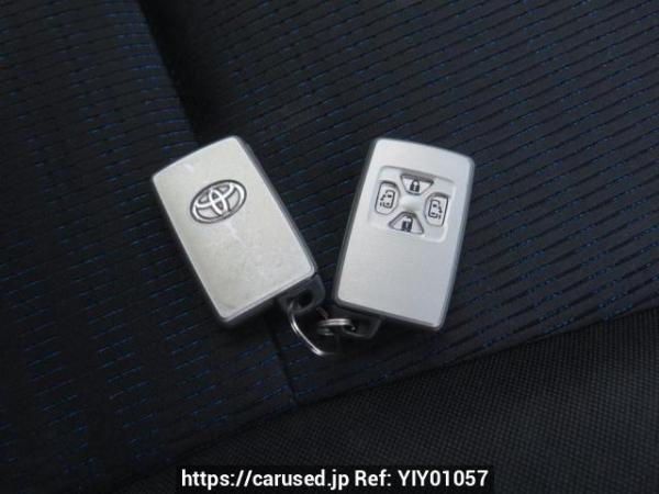 Used 2008 AT toyota voxy ZRR70W Image[33]