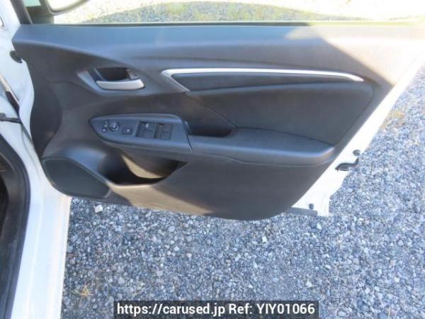 Used 2013 AT honda fit GK3 Image[31]