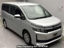 Toyota Voxy ZRR80G