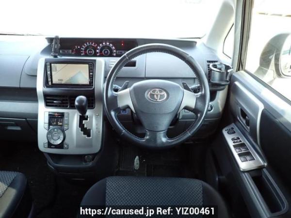 Used 2008 AT toyota noah ZRR70W Image[20]