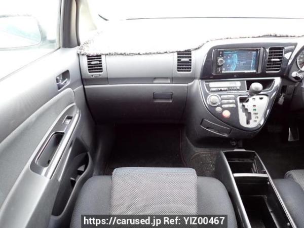 Used 2005 AT toyota wish ZNE10G Image[18]