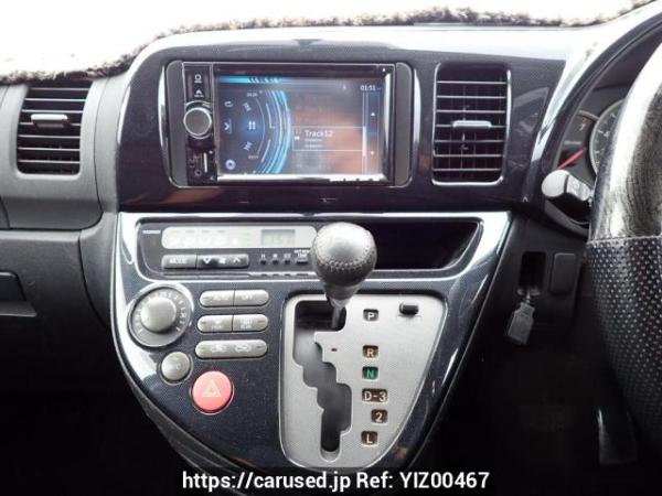 Used 2005 AT toyota wish ZNE10G Image[19]