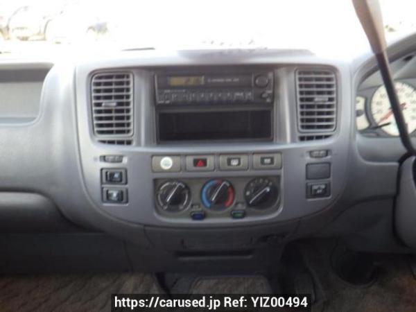 Used 2002 AT nissan caravan-bus DWGE25 Image[19]