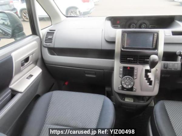Used 2007 AT toyota noah ZRR70W Image[24]