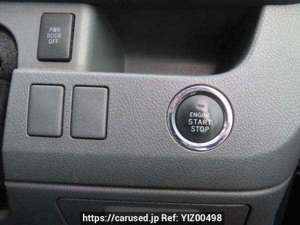 Used 2007 AT toyota noah ZRR70W Image[33]