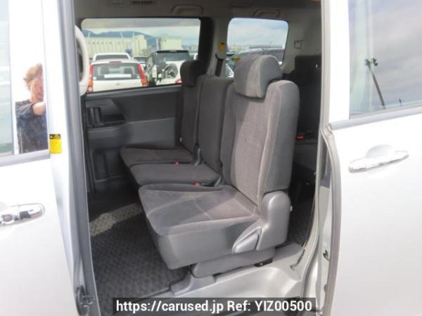 Used 2008 AT toyota voxy ZRR70G Image[19]