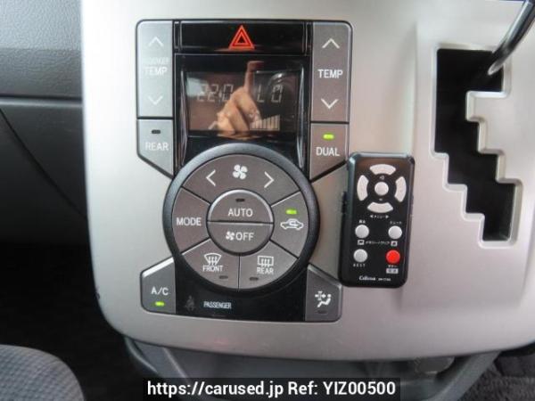Used 2008 AT toyota voxy ZRR70G Image[28]