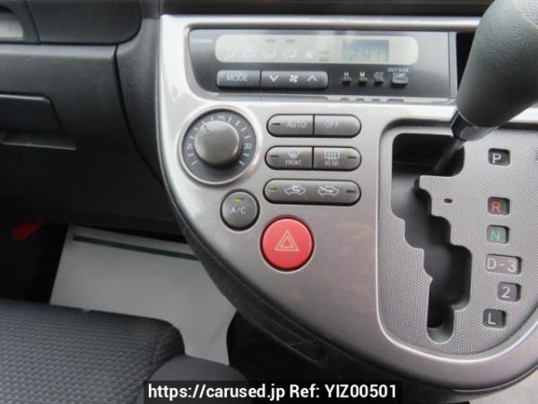 Used 2003 AT toyota wish ZNE10G Image[27]