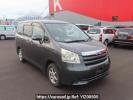 Toyota Noah ZRR70G