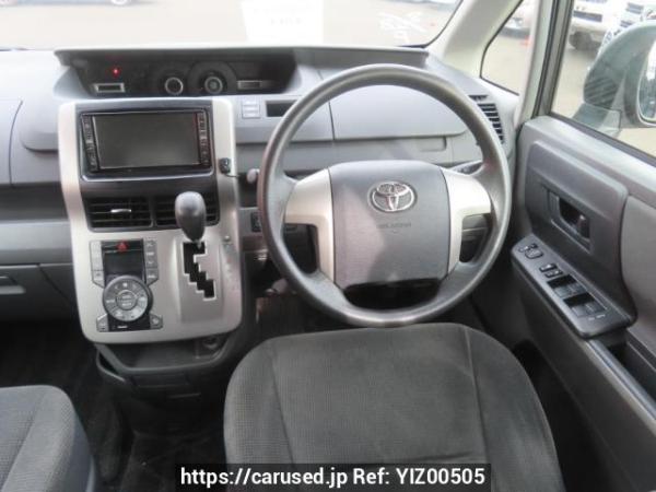 Used 2008 AT toyota noah ZRR70G Image[25]