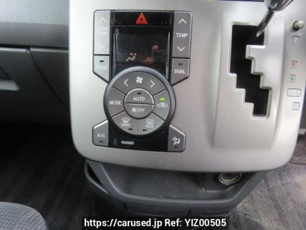 Used 2008 AT toyota noah ZRR70G Image[29]
