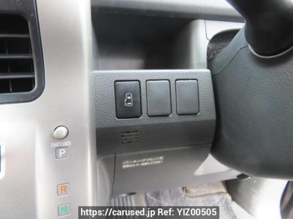 Used 2008 AT toyota noah ZRR70G Image[32]