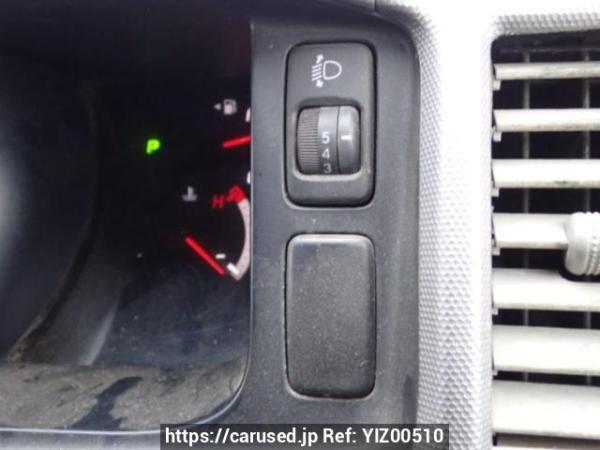 Used 2006 AT toyota regiusace-van KDH205V Image[24]