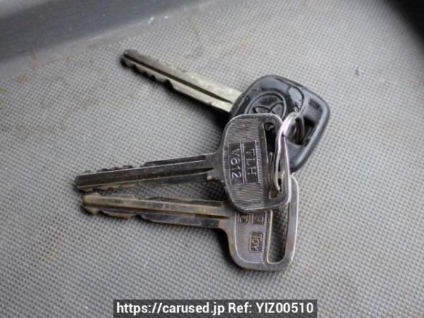 Used 2006 AT toyota regiusace-van KDH205V Image[26]