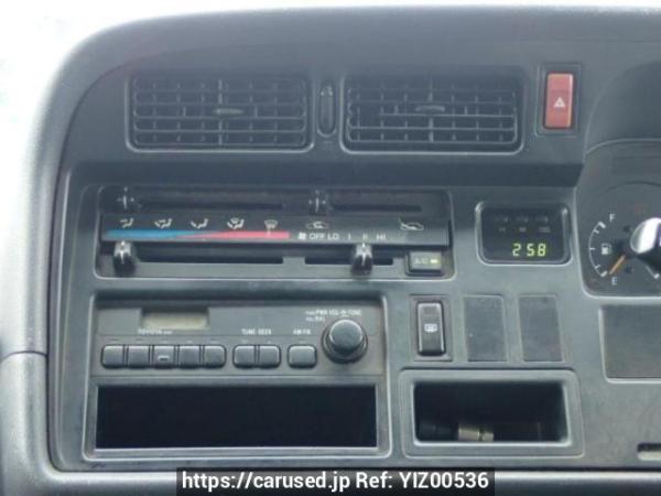 Used 2003 AT toyota hiace-van TRH112V Image[20]