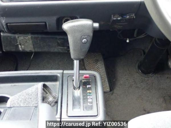 Used 2003 AT toyota hiace-van TRH112V Image[21]