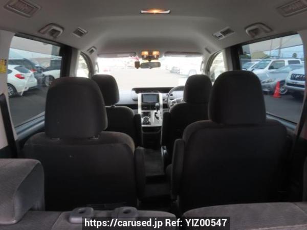 Used 2010 AT toyota voxy ZRR70G Image[9]