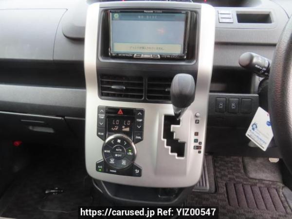 Used 2010 AT toyota voxy ZRR70G Image[26]