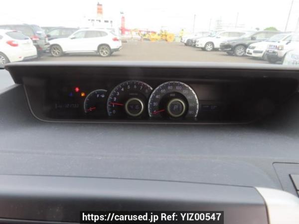 Used 2010 AT toyota voxy ZRR70G Image[30]