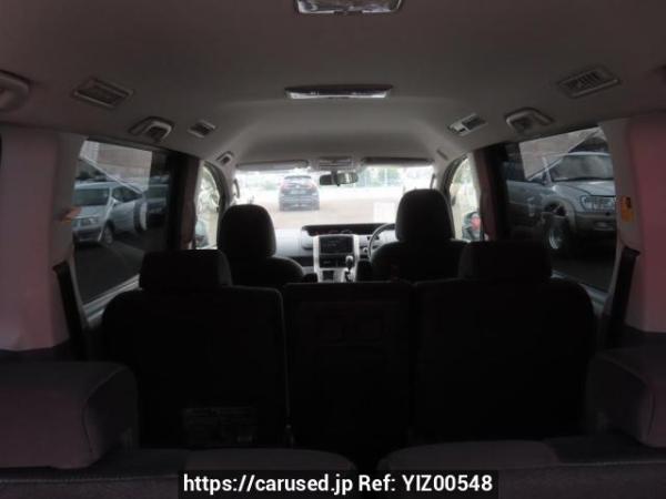 Used 2009 AT toyota voxy ZRR70W Image[9]