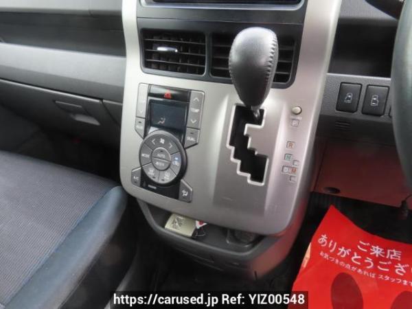 Used 2009 AT toyota voxy ZRR70W Image[28]