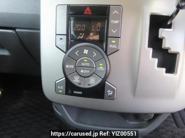 Used 2009 AT toyota voxy ZRR70W Image[23]