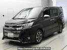 Toyota Noah ZRR80W