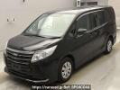 Toyota Noah ZRR80G
