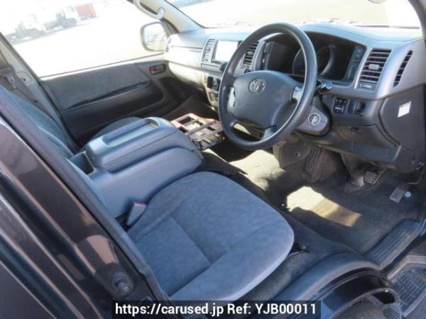 Used 2006 AT toyota regiusace-van KDH200V Image[13]