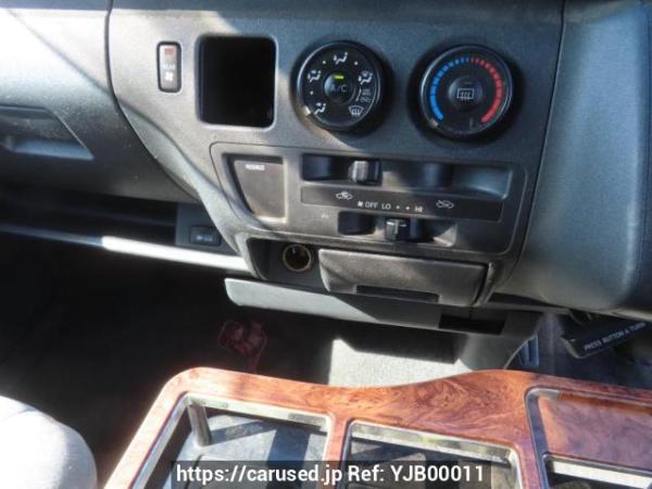 Used 2006 AT toyota regiusace-van KDH200V Image[29]