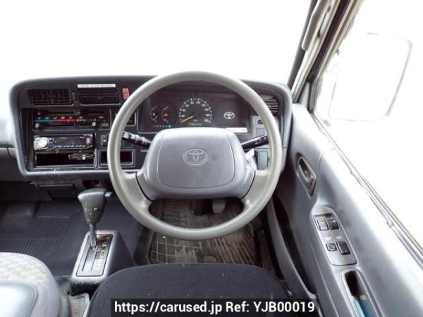 Used 2003 AT toyota hiace-van RZH112V Image[19]