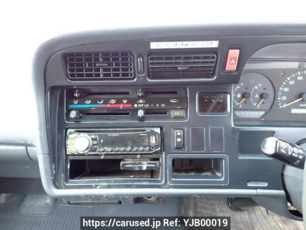 Used 2003 AT toyota hiace-van RZH112V Image[22]